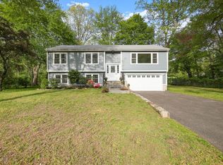 63 Lancer Rd, Riverside, CT 06878