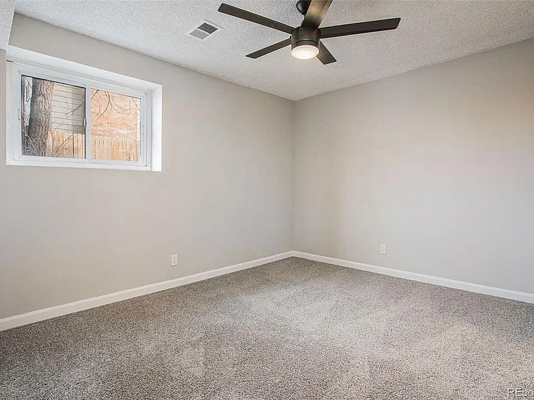 8369 E Briarwood Ave — Photo 22