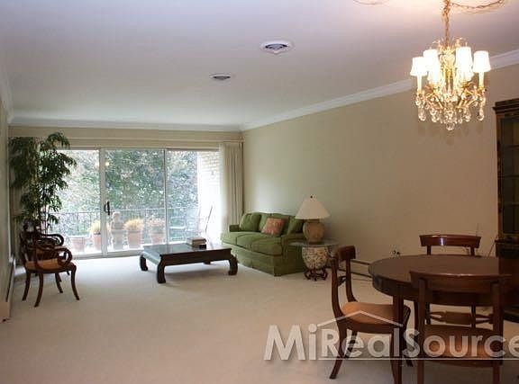 3rd image of 1725 Tiverton Rd Unit 7