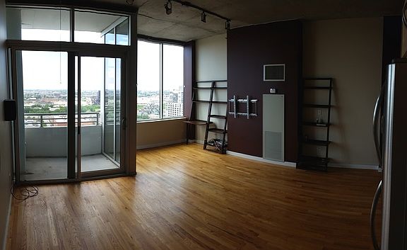 3rd image of 1720 S Michigan Ave APT 2215