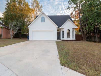 1910 Amberley Woods Trl, Helena, AL, 35080