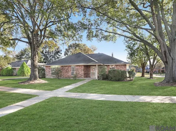 5629 Estelle Dr, Baton Rouge, LA 70817