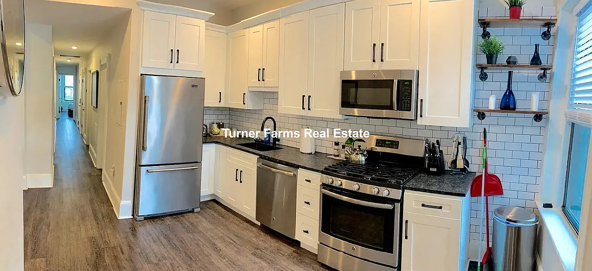 Building Photo - 1520 Tremont St #3