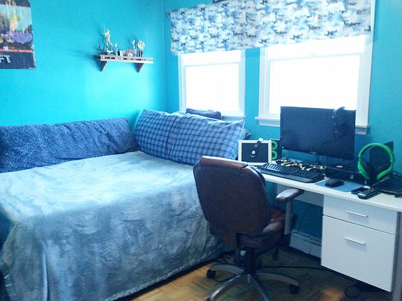 Spacious Bedroom