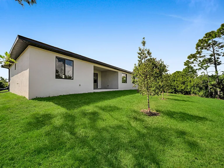 14020 Chesswood Ln — Photo 32