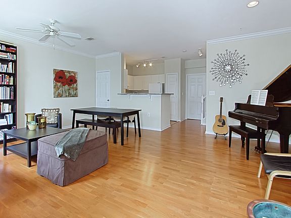 3rd image of 11395 Aristotle Dr APT 113