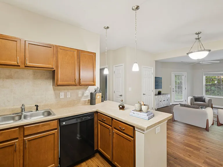 The Evergreen - 2 Bed / 1 Bath - 1,089-1,105 Sq.Ft.