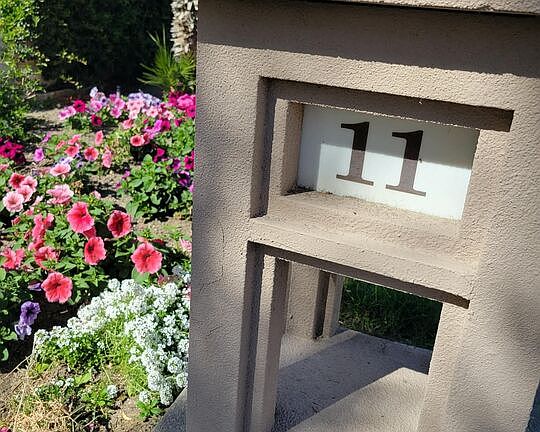 3rd image of 11 Swarthmore Ct