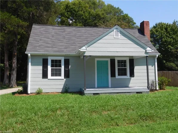 11 Hilton Dr, Winston Salem, NC 27127