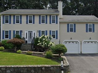 17 Corinth Dr, Worcester, MA 01606
