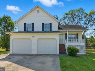 14 Rubie Ln, Cartersville, GA 30120