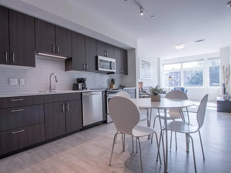 900 Beacon St #402 — Photo 7