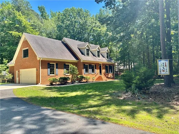26 Riding Path, Hampton, VA 23669