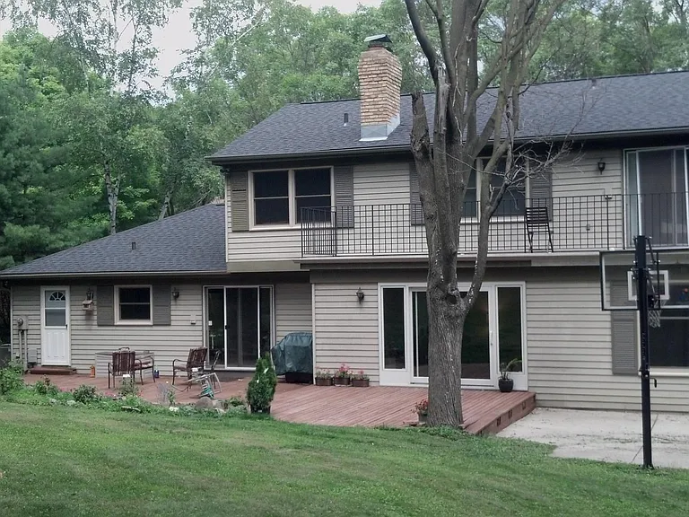 210 Shiloh Dr — Photo 6