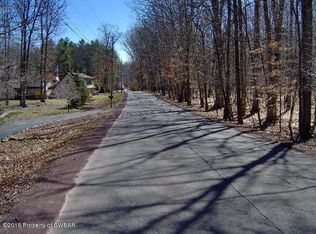 358 Old Ford Rd, White Haven, PA 18661