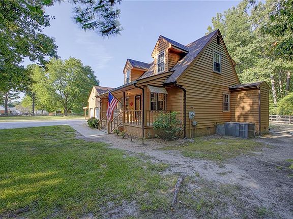 2nd image of 4387 Lake Prince Dr