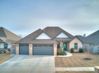 12100 SW 50th St, Mustang, OK 73064