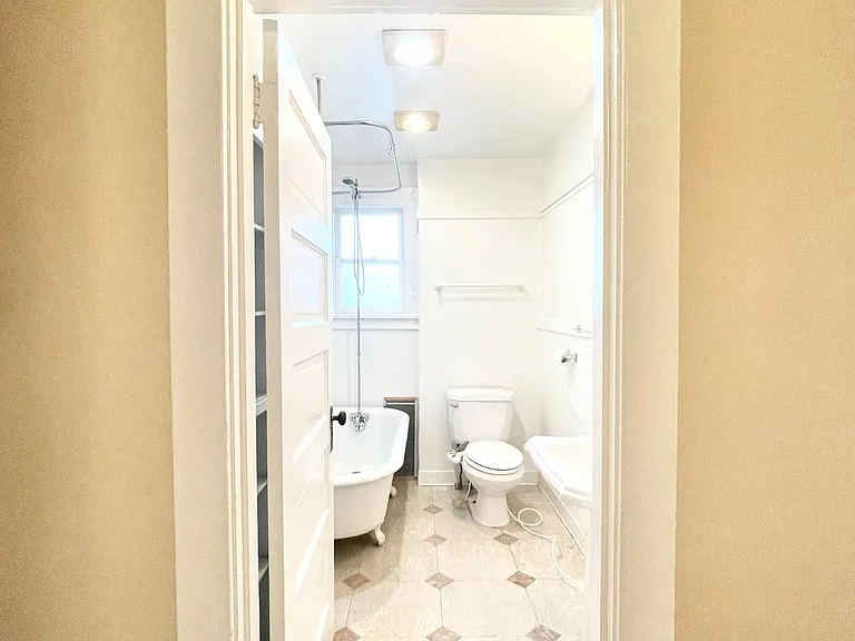 1215 N 9th St #27 — Photo 10