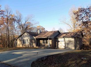 63 Crestwood Dr, Gilbertsville, KY 42044
