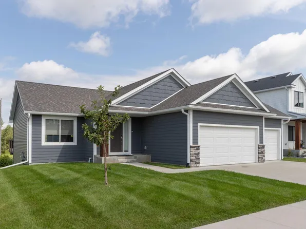 603 10th St NE, Kasson, MN 55944