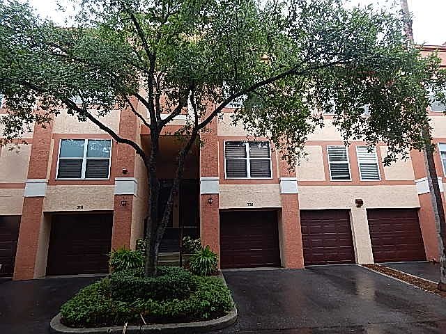 1st image of 720 Seagate Dr