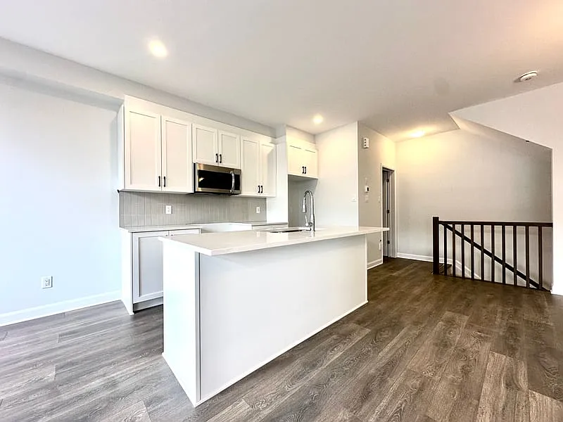 617 Esteem Way — Photo 4
