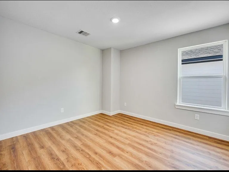 6615 Bacher St #B — Photo 12