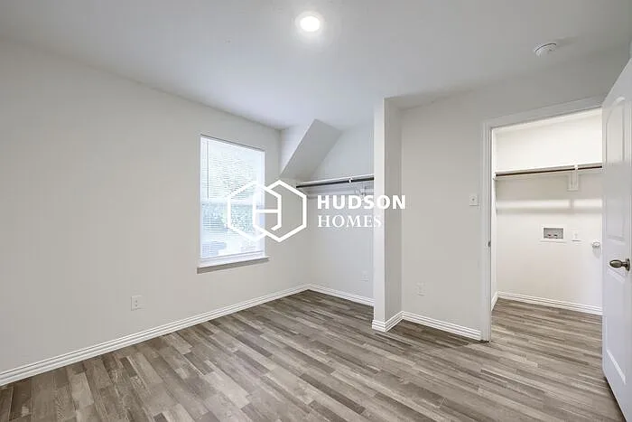 5910 Wilkes Dr — Photo 6