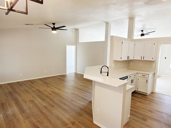 4th image of 8760 N Huckelberry Way