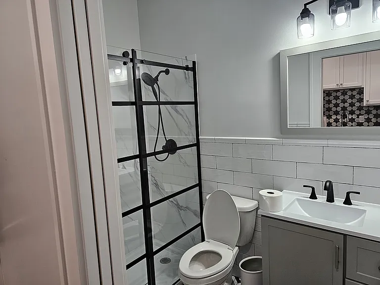 120 W Pennsylvania Ave #29 — Photo 5