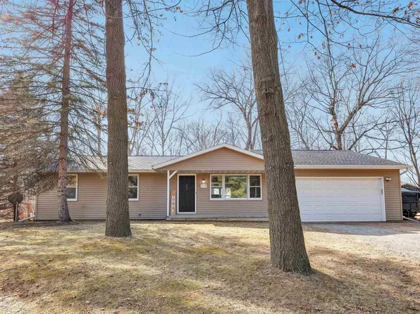3175 Birch Rd, Suamico, WI 54173