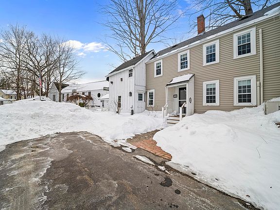 4th image of 10 Maple Street