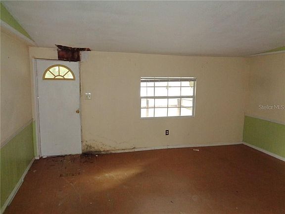 5th image of 18525 16th Ave