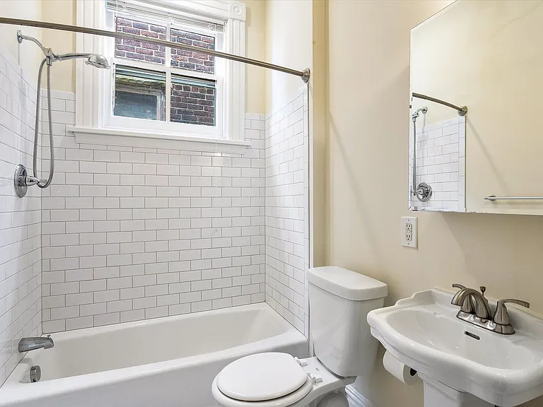 1918 Princess Anne Ave — Photo 22