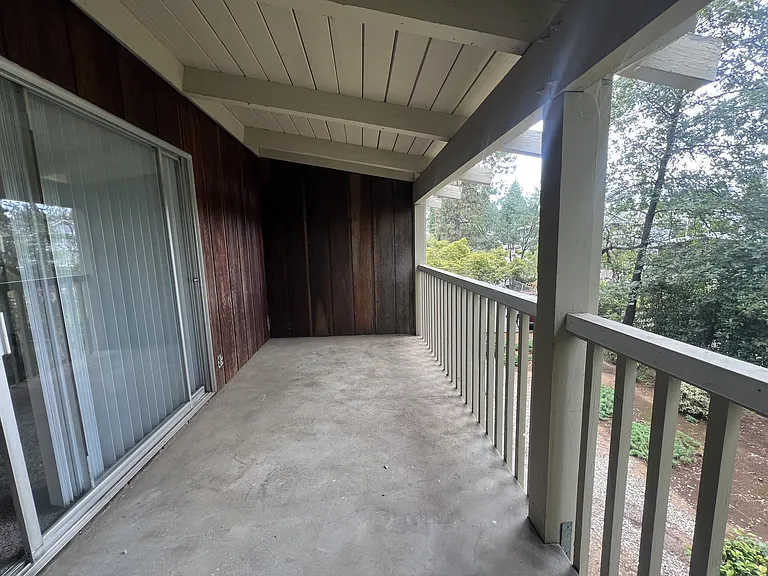 1017 W Main St #4 — Photo 12