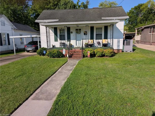 309 Monroe St, Eden, NC 27288