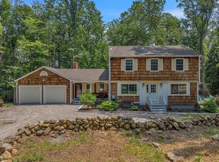 428 Pumpkin Hill Rd, Ledyard, CT 06339