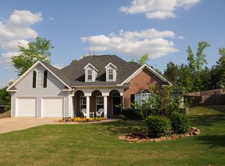1805 Piedmont Dr, Auburn, AL 36830