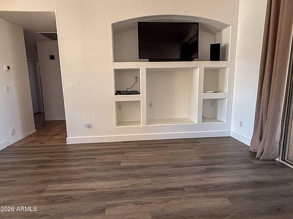 3rd image of 6906 W PHELPS Road