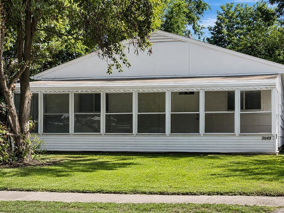 1st image of 3049 Durham Dr