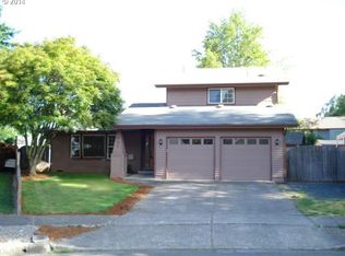 402 67th St, Springfield, OR 97478