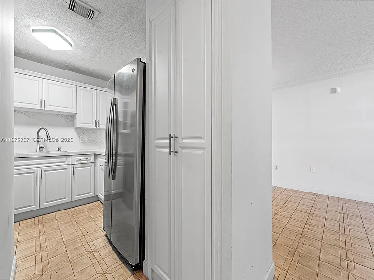 7121 SW 102nd Ct — Photo 10