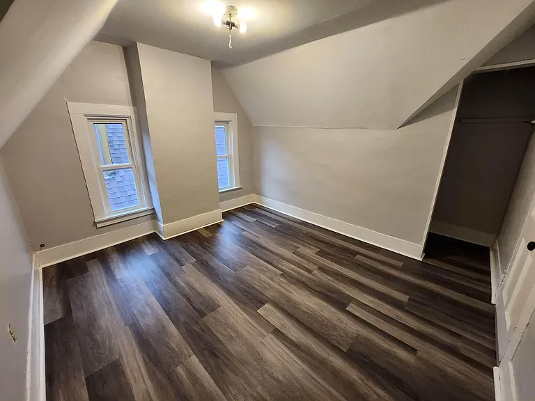 339 Pennsylvania St #7 — Photo 5