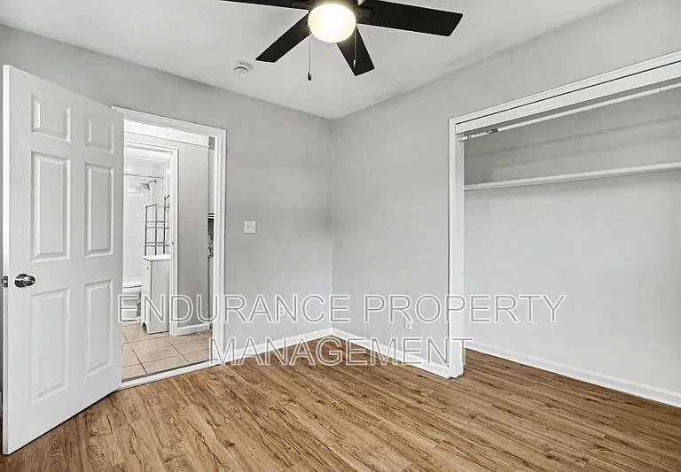 1932 Truitt Ave #1 — Photo 14