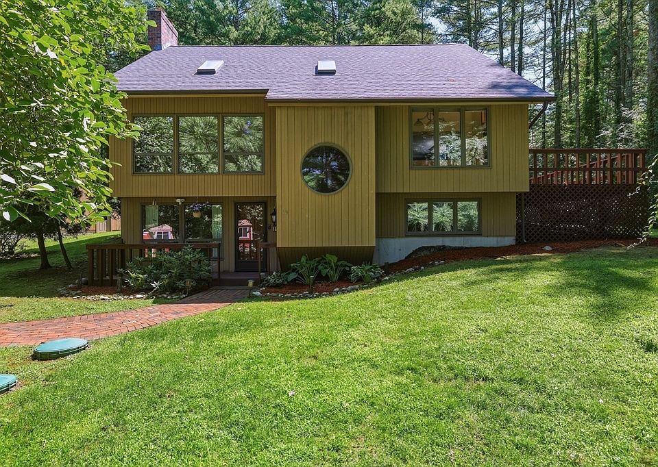 1st image of 15 Ladyslipper Cir