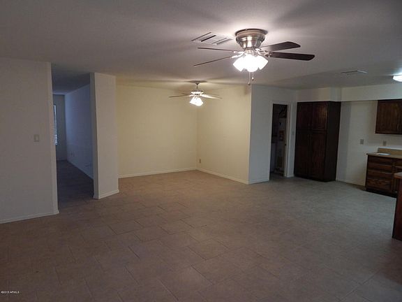 5th image of 2815 W Villa Maria Dr