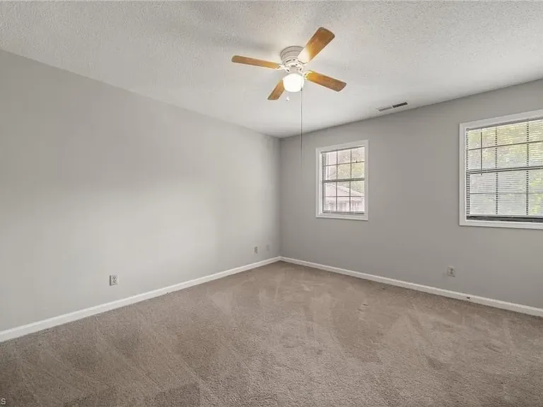 1903 E Malone Rd — Photo 1