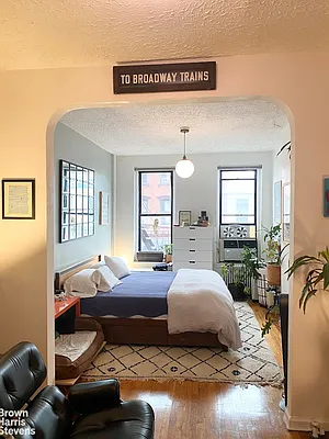 Rented by Brown Harris Stevens | media 6