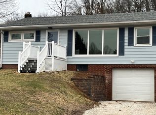 965 E Nimisila Rd, Akron, OH 44319