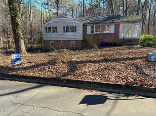 306 Hickory Dr, Chapel Hill, NC 27517